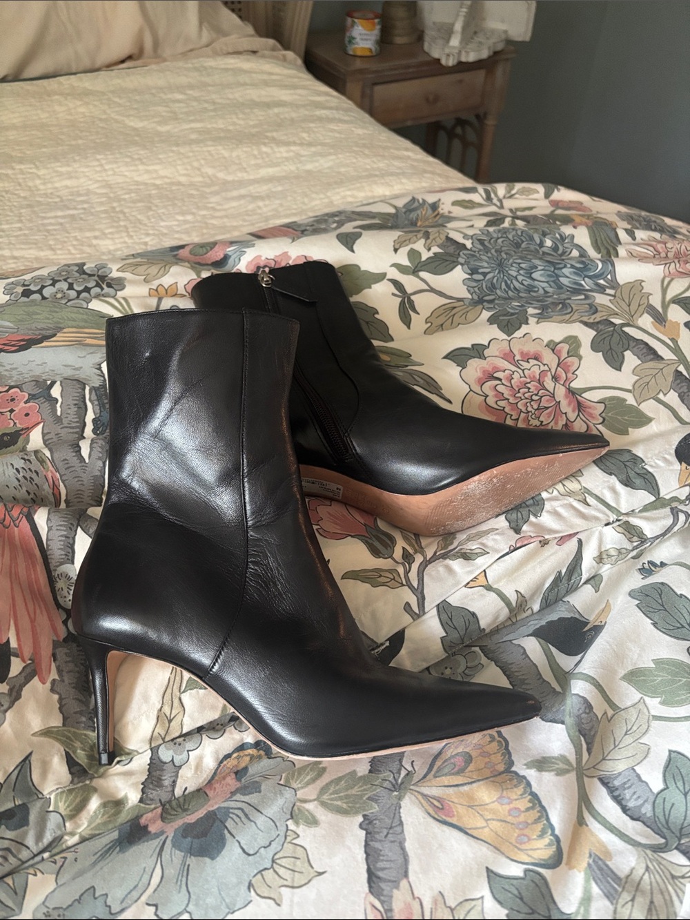 SCHUTZ Black Leather Pointed-Toe Ankle Booties Blake style size 8b